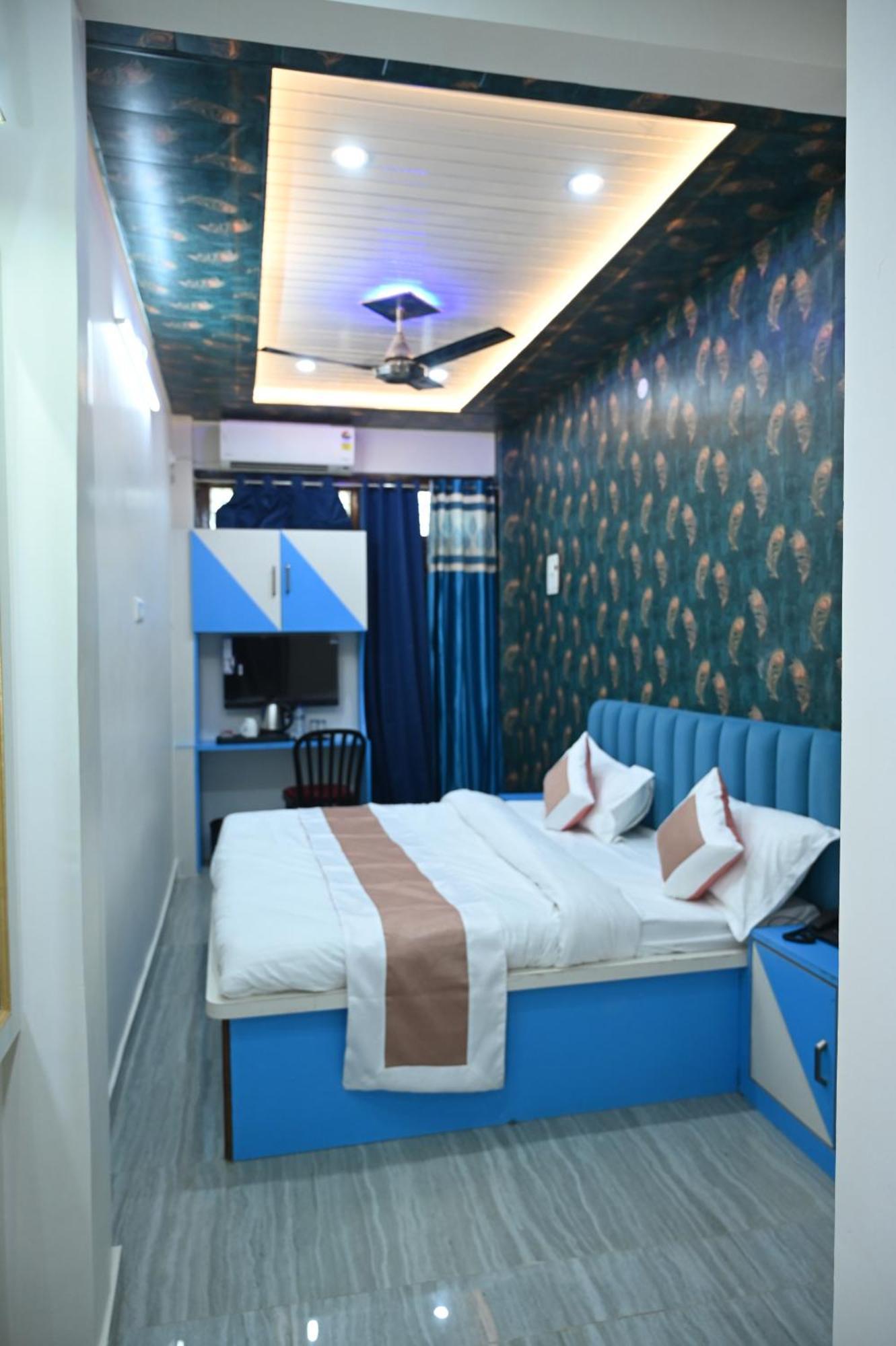 Sun High Stay Luxury Guest House 바라나시 외부 사진